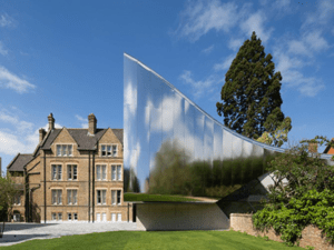 Stainless Steel – A Striking Part Of Modern Architecture